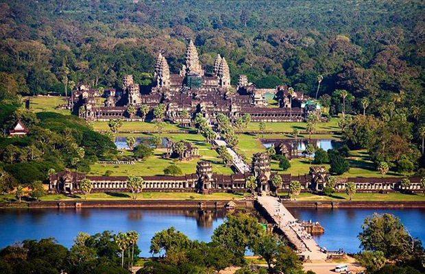 Angkor-Wat-Small-Group-Sunrise-Tour-Breakfast-2