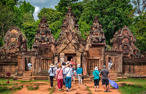 Banteay-Srei-and-Grand-Temple-Tour-from-Siem-Reap-2